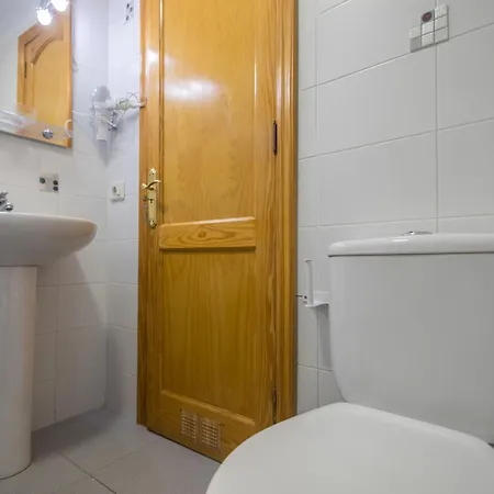 Canteras Cozy - 2 Min Walk To * Las Palmas